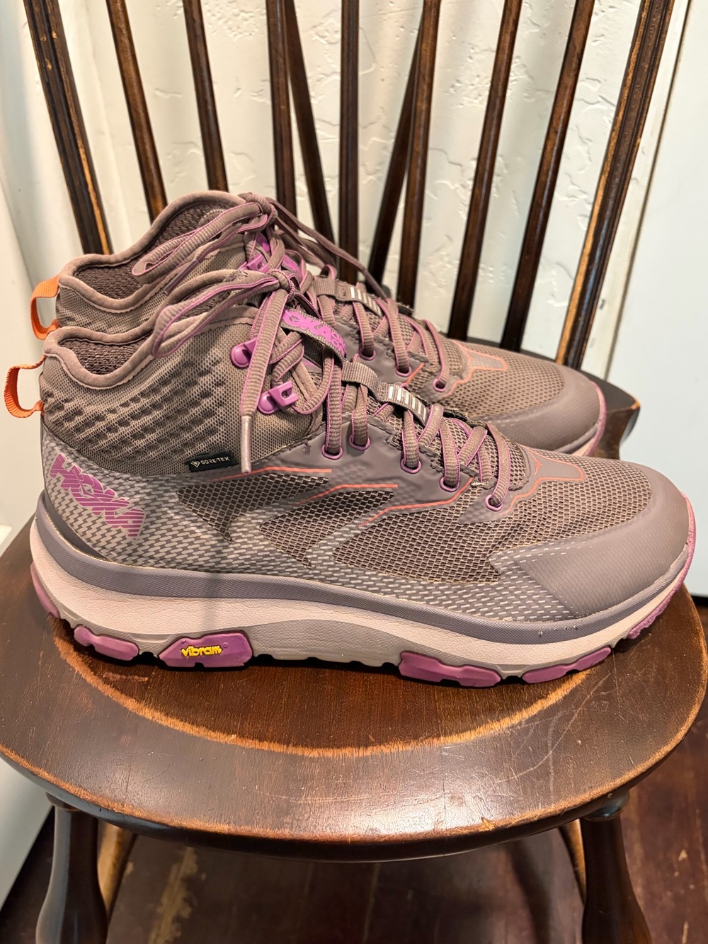 Hoka One W Toa GTX Vibram Speed Hiker Mid Boot Gray Purple Women’s 10.5